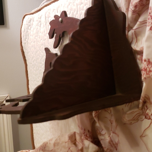 Antique Primitive Lodge Look Corner Shelf - Picture 5 of 5